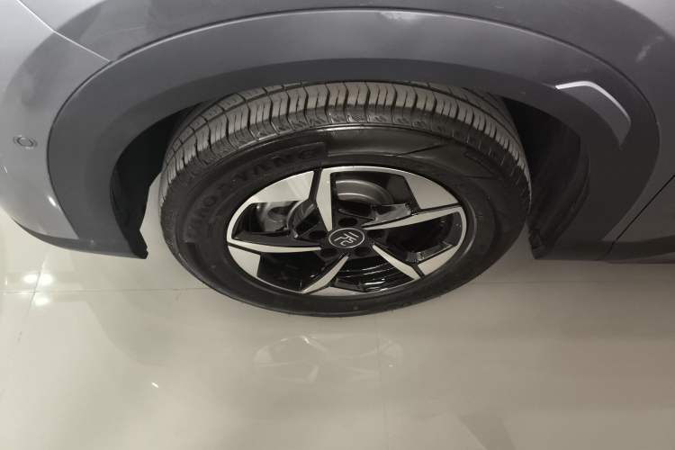 Used BYD Yuan UP 2025 Intelligent Driving Version 401 km Beyond-Range Edition