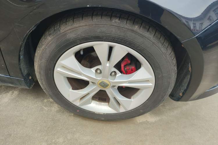 Used Zotye Z500 2016 1.5T Manual Luxury Edition Right Rear Wheel Hub