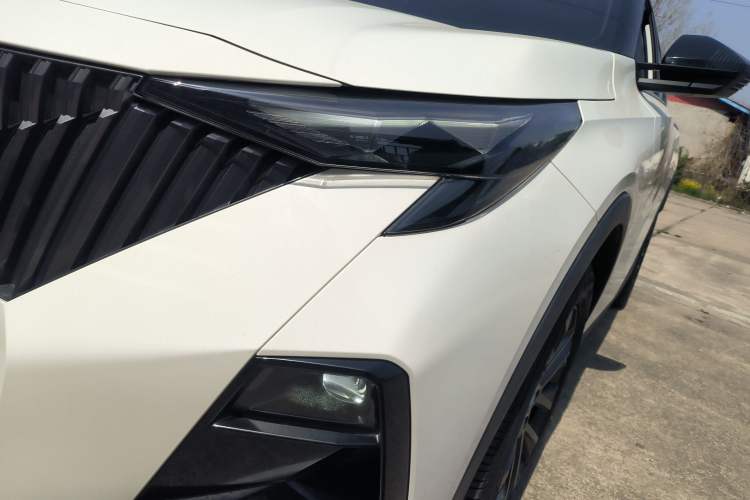 Used GAC Trumpchi GS3 2023 Yingsu 270T Jingqu Edition Left Front Headlight