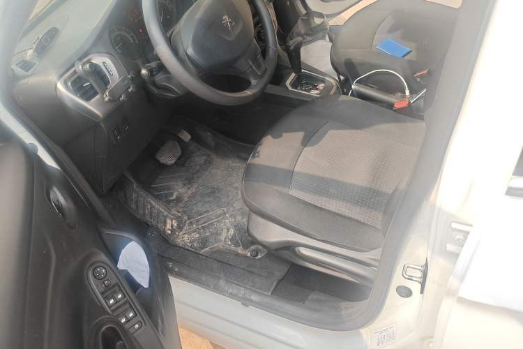 Used Peugeot 301 2016 1.6L Automatic Comfort Edition
