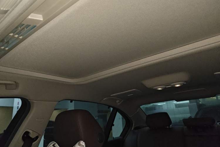 Used BMW 3 Series 2019 320Li Fashion Model
