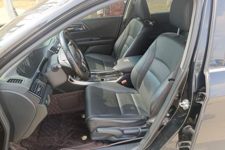 Used Honda Accord 2016 2.0L Elite Edition
