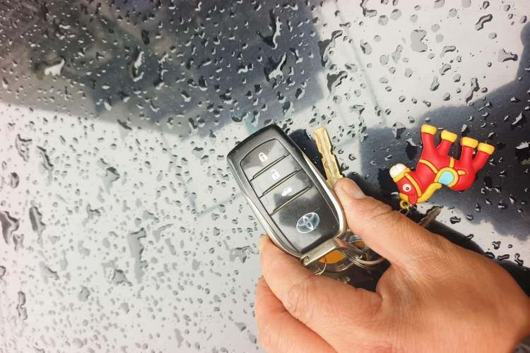 Used Toyota Levin Hybrid E+ 2019 1.8L PH GS E-CVT Elite Edition Vehicle Key