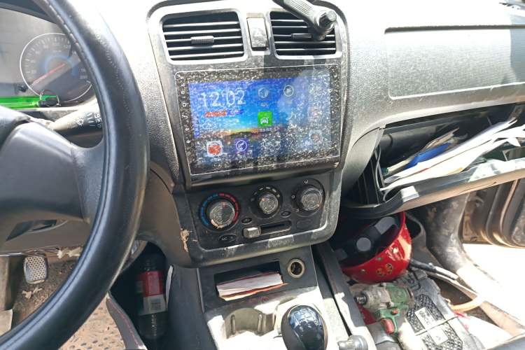 Used Dongfeng Fengon 330 2014 1.5L Manual Utility Version DK15
