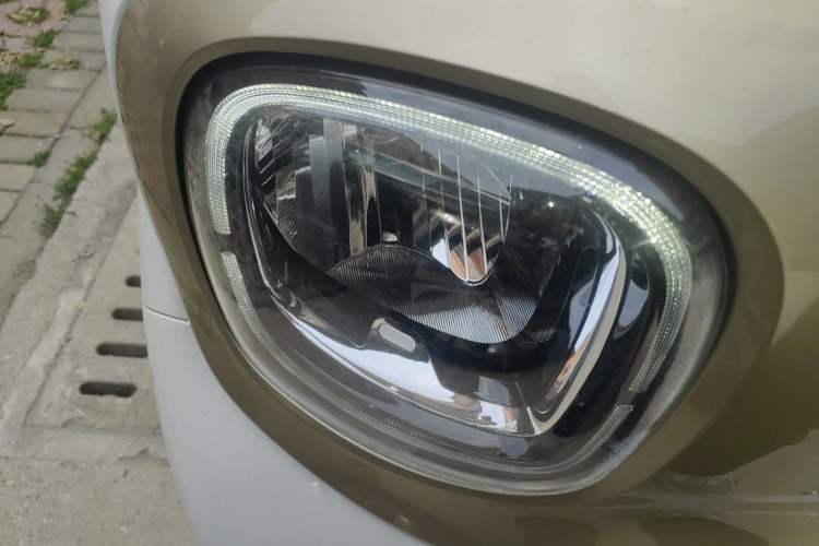 Used Bestune Pony 2024 170km Range Energizing Horse Right Front Headlight