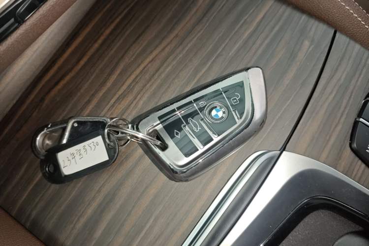 Used BMW 5 Series 2023 530Li Leading Edition Luxury Package
