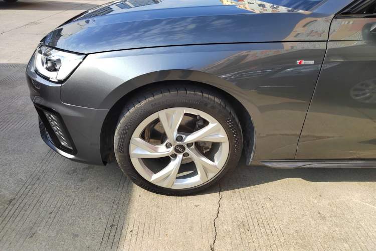 Used Audi A4 2023 Avant 40 TFSI Fashionable and Dynamic Model