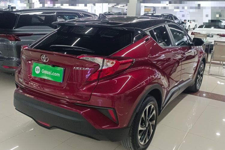 Used Toyota IZOA 2018 2.0L Yichi Version China VI Standard