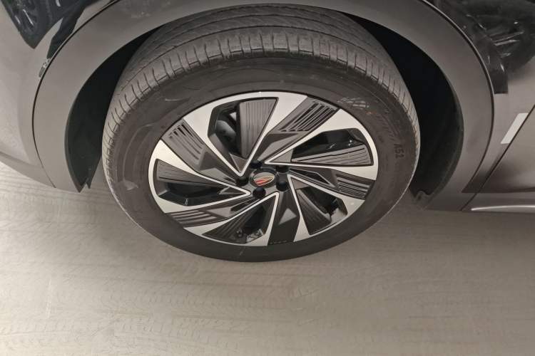 Used Hongqi HS7 PHEV 2024 2.0T PHEV Four-Wheel Drive Flagship Edition 6 Seats
