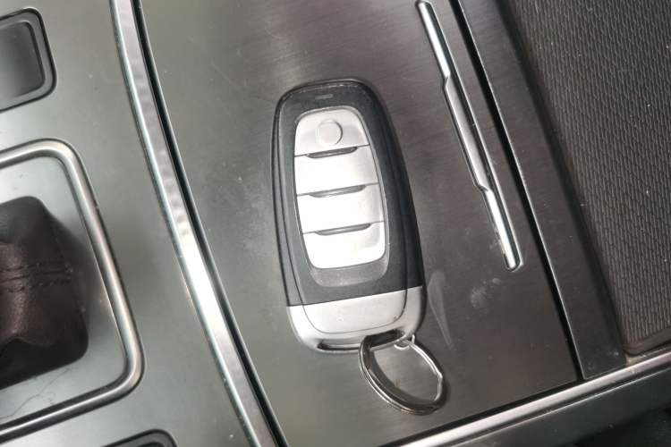 Used Hongqi H5 2020 1.5T DCT Flagship Edition Vehicle Key