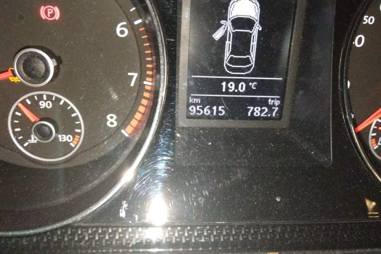 Used Volkswagen Magotan 2016 1.8TSI Luxury Comfort Model