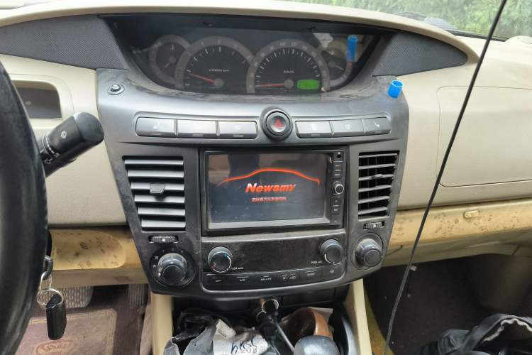 Used SsangYong Rodius 2008 SV270 RH Ultra-Luxury Model