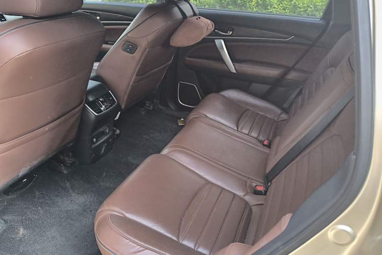 Used Honda UR-V 2017 370TURBO Four-Wheel Drive Prestige Edition China V Left Rear Seat