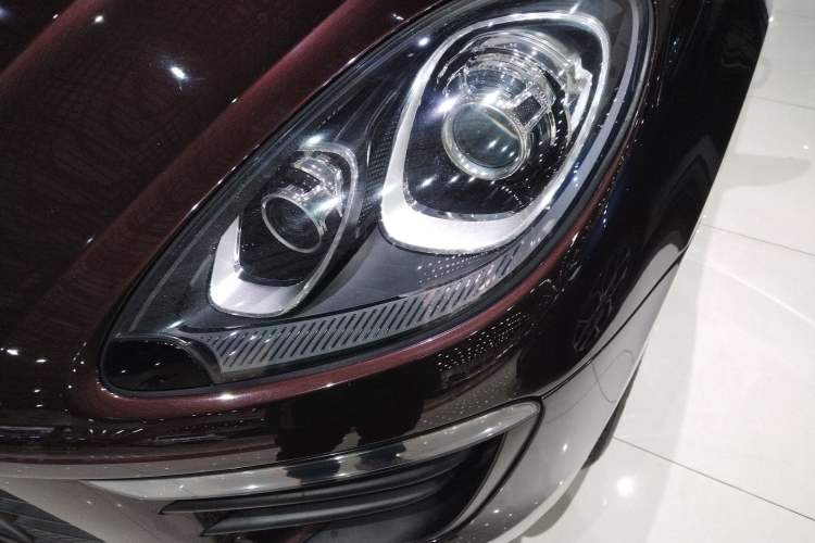 Used Porsche Macan 2017 Macan 2.0T