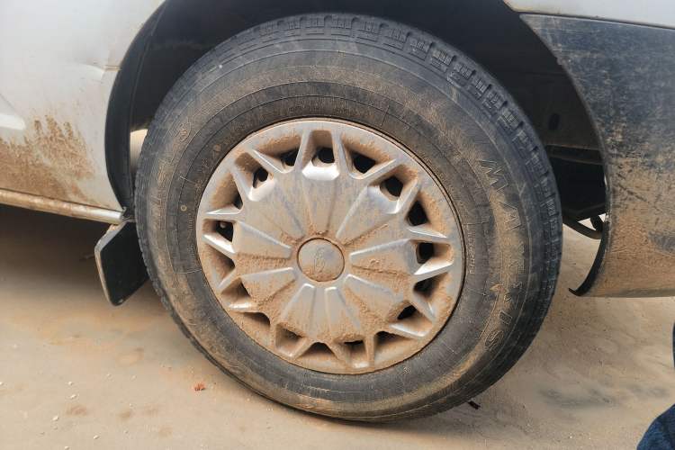 Used Ford Transit 2019 2.0T Diesel Multi-Purpose Commercial Vehicle Short Wheelbase Mid-Roof Design 6-Seater China VI Standard