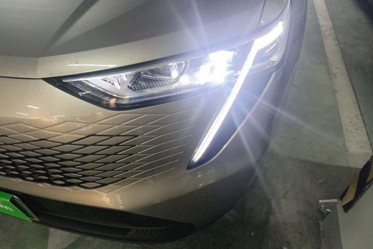 Used Haval Fierce Dragon Max 2023 1.5L Hi4 105 Four-Wheel Drive Smart Flagship Edition Left Front Headlight