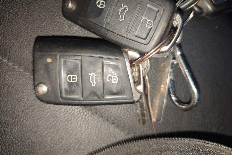 Used Volkswagen Bora 2016 1.6L Manual Comfort Model Vehicle Key