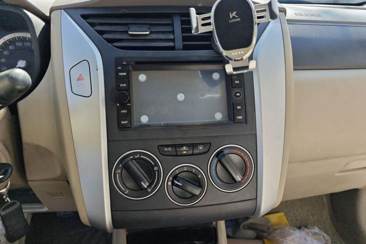 Used Venucia D50 2013 1.6L Manual Fashion Edition