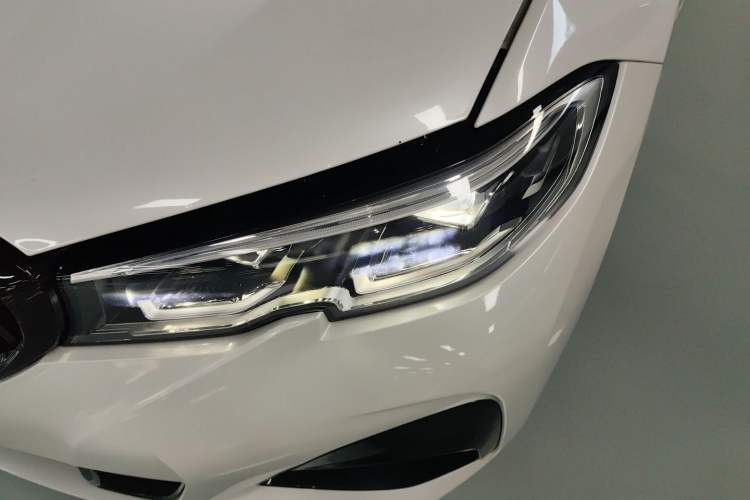 Used BMW 3 Series 2021 Restyled 325Li M Sport Package
