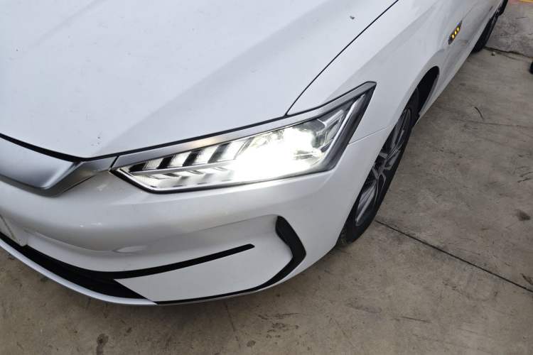 Used BYD Qin PLUS 2021 EV 400KM Luxury Model