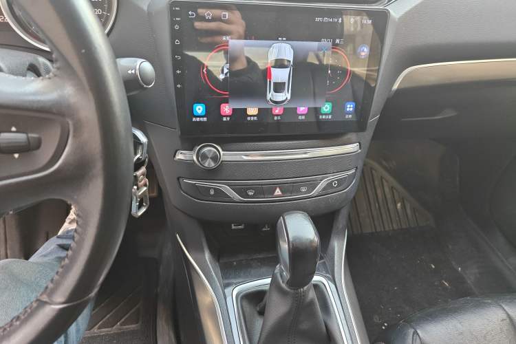 Used Peugeot 408 2014 1.8L Automatic Luxury Edition Audio And AC Panel