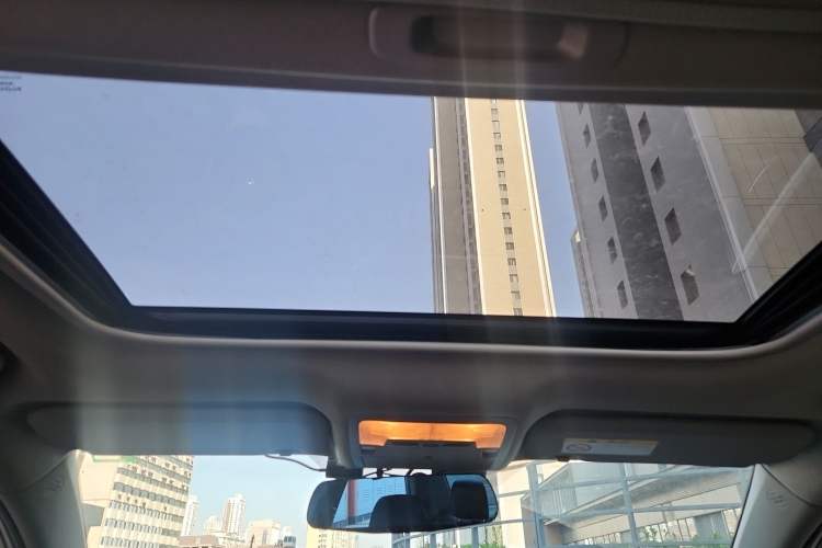 Used Toyota Corolla 2018 Dual-Engine 1.8L E-CVT Smart Edition
