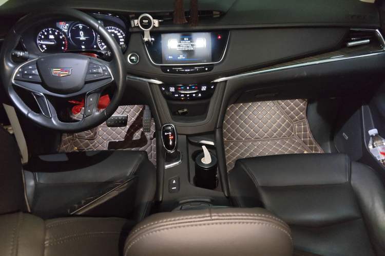 Used Cadillac XT5 2018 25T Luxury Model