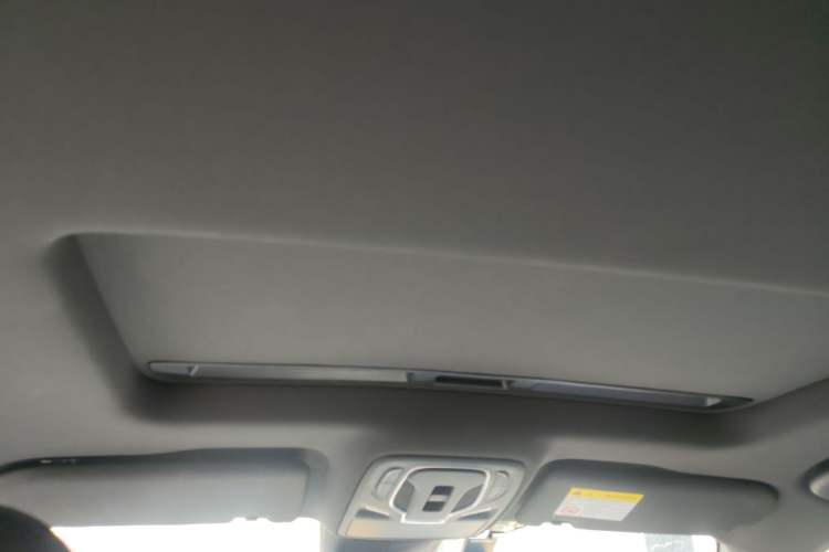 Used MG 7 2023 2.0T Automatic Hunter Luxury Edition Headliner