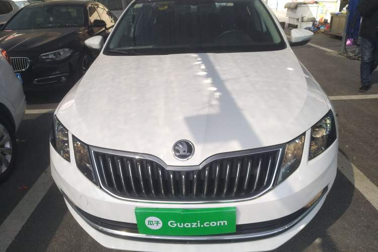 Used Skoda Octavia 2018 1.6L Automatic Luxury Edition
