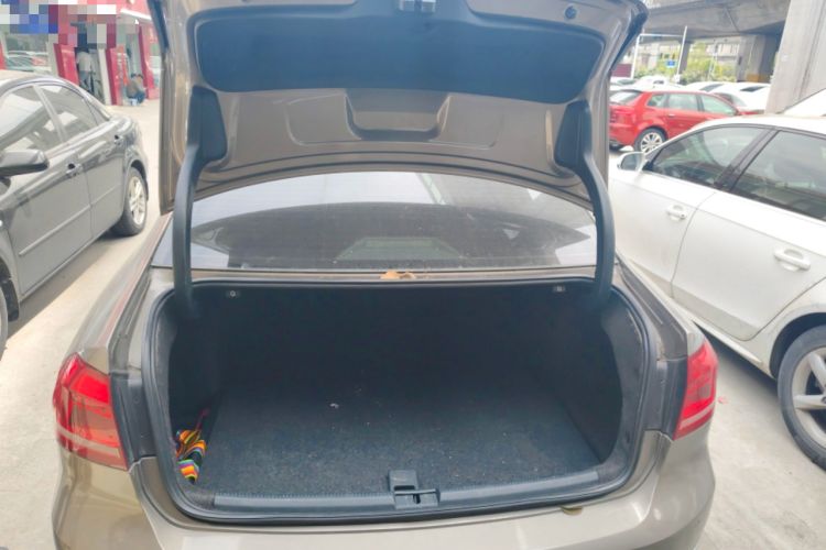 Used Volkswagen Passat 2014 1.8TSI DSG Prestige Edition Trunk