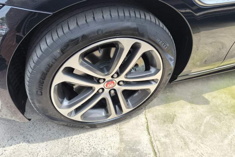 Used Jaguar XEL 2023 2.0T 250 PS R-DYNAMIC S Advanced Sport Edition Exterior 4