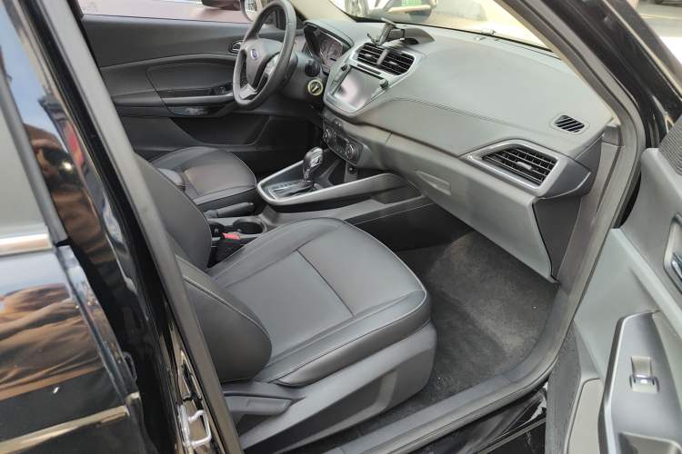 Used Ford Escort 2015 1.5L Automatic Fashion Model