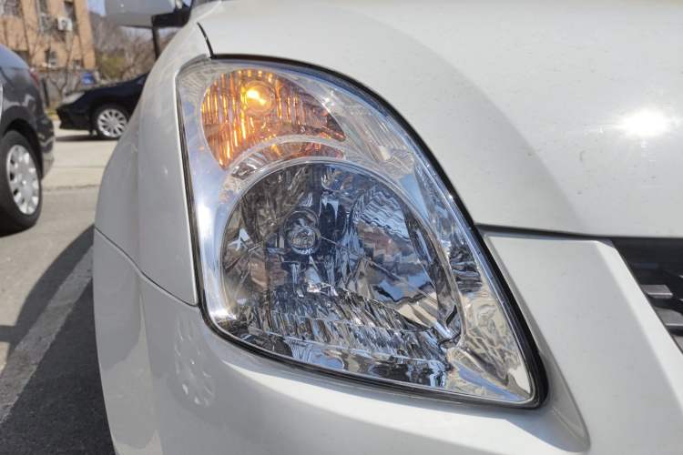 Used Suzuki Swift 2013 1.3L Manual Value Edition
