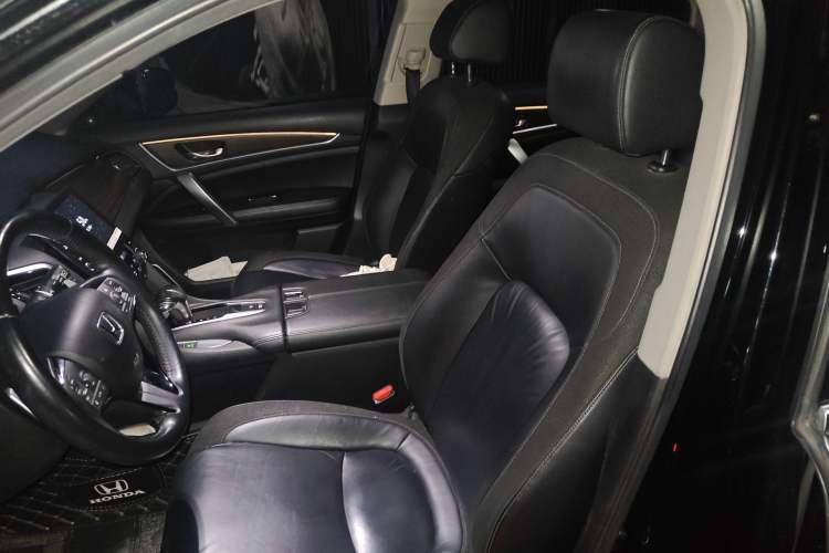 Used Honda Avancier 2017 240TURBO Two-Wheel Drive Premium Edition