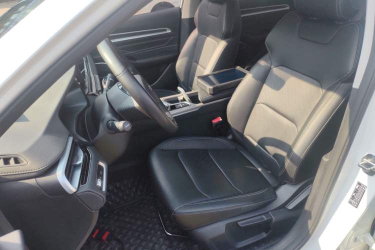 Used Geely Auto Emgrand 2023 4th Generation Champion Edition 1.5L CVT Prestige Model Left Front Seat