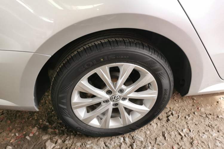 Used Volkswagen Lavida 2017 1.6L Automatic Comfort Edition