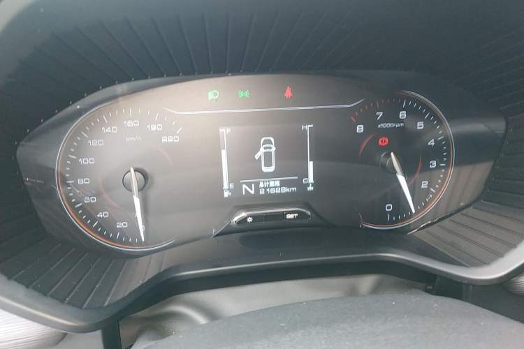 Used Wuling Jiachen 2022 1.5L Manual Light Comfort Edition