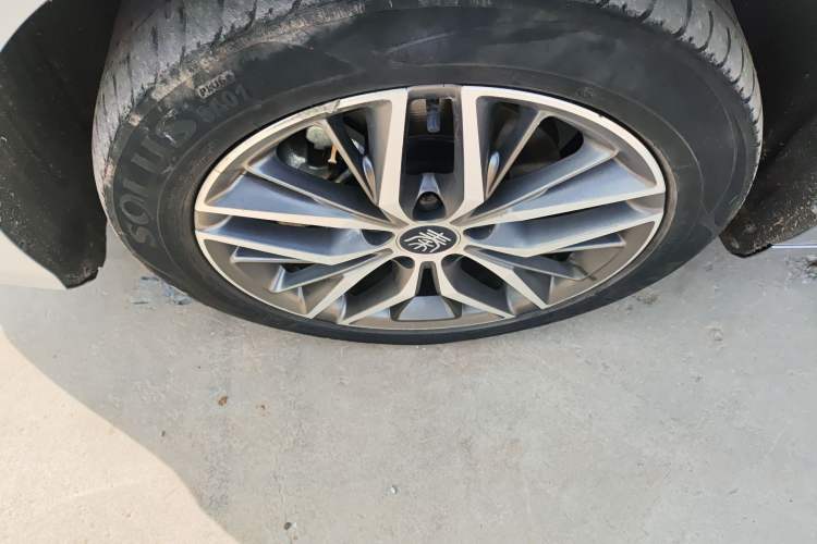 Used BYD Qin PLUS 2021 DM-i 55KM Flagship Model
