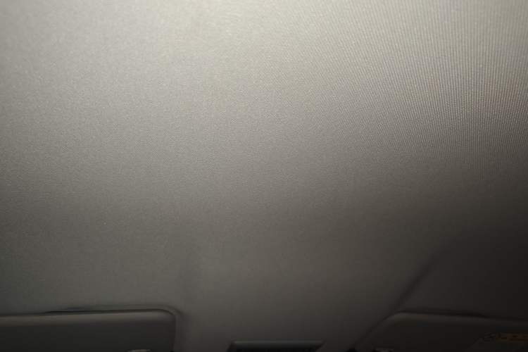 Used Suzuki Vitara S-Cross 2017 1.6L Manual Two-Wheel Drive Urban Fashion Model