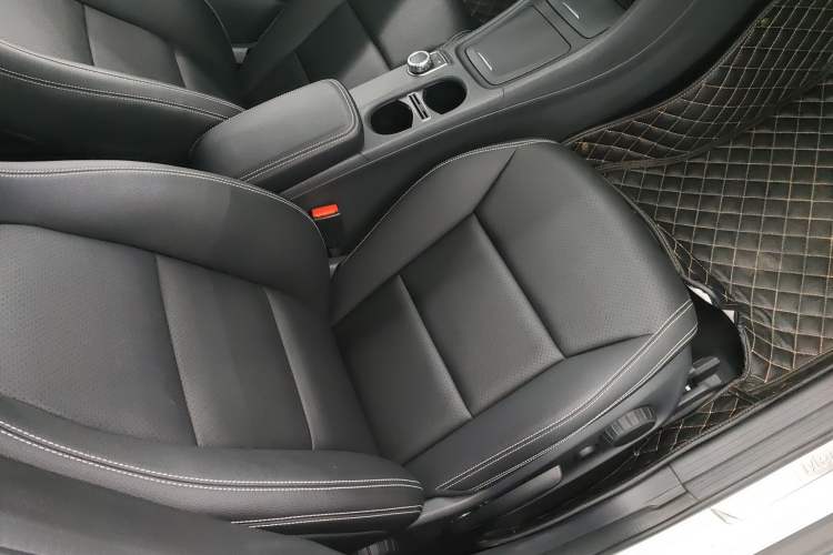 Used Mercedes-Benz GLA 2016 GLA 200 Fashion Model
