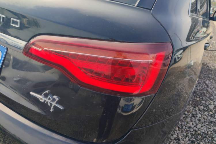 Used Zotye SR7 2016 1.5T Manual Cube Road Edition China V Standard