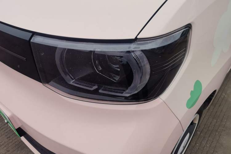 Used Wuling Hongguang MINIEV 2022 Macaron Fashion Model Lithium Iron Phosphate