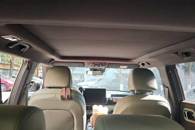 Used Geely Auto Cowboy 2025 1.5TD Fun-Offroad Version Headliner