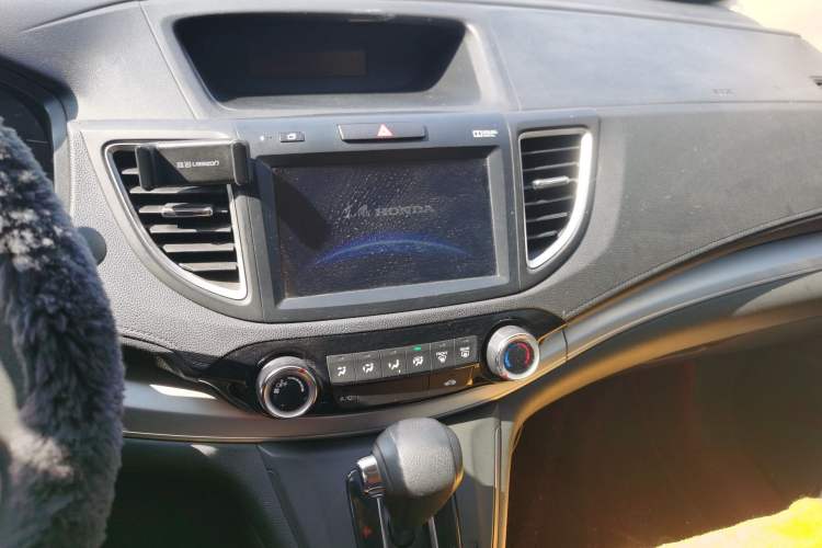 Used Honda CR-V 2016 2.0L two-wheel drive Urban Edition