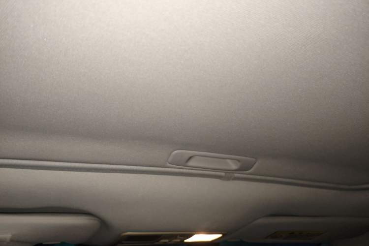 Used Haima Fumei 2017 1.6L Manual Luxury Model Headliner