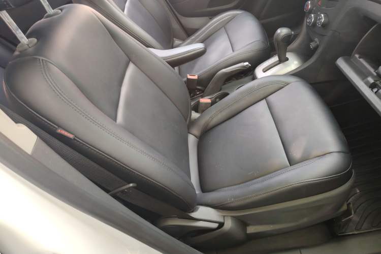 Used Chevrolet Trax 2016 1.4T Automatic Two-Wheel Drive Comfort Version with Sunroof