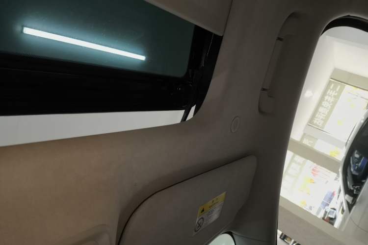 Used Denza D9 2022 DM-i 970 Four-Wheel Drive Flagship Model