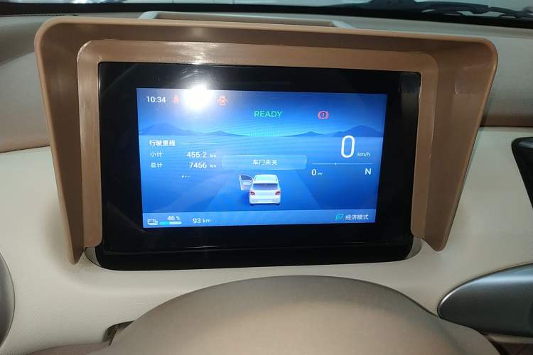 Used Wuling Hongguang MINIEV 2025 Four-Door Version Advanced Edition Instrument Cluster