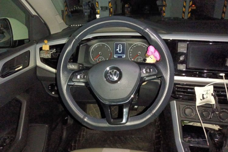 Used Volkswagen Polo 2019 Plus 1.5L Automatic Colorful Technology Edition Steering Wheel