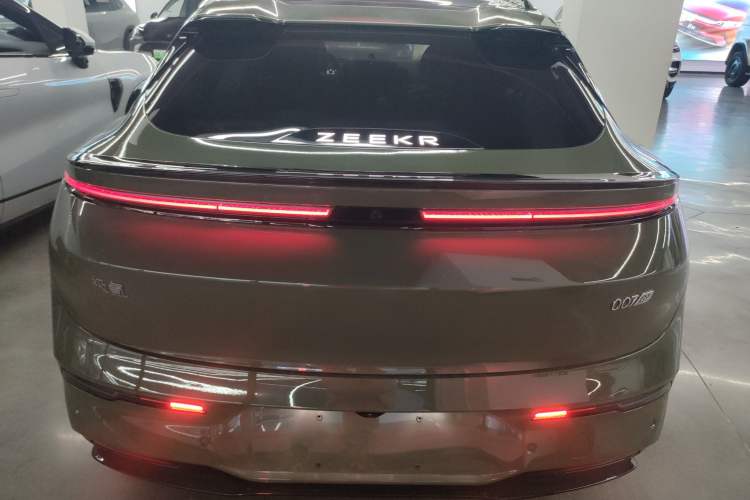 Used Zeekr 007GT 2025 Long-Range Rear-Wheel Drive Intelligent Driving Version 100 kWh